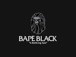  A Bathing Ape (BAPE)